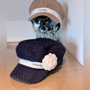 Tweed plaid newsboy cap hat Authentic Chanel Ribbon and Camellia flower